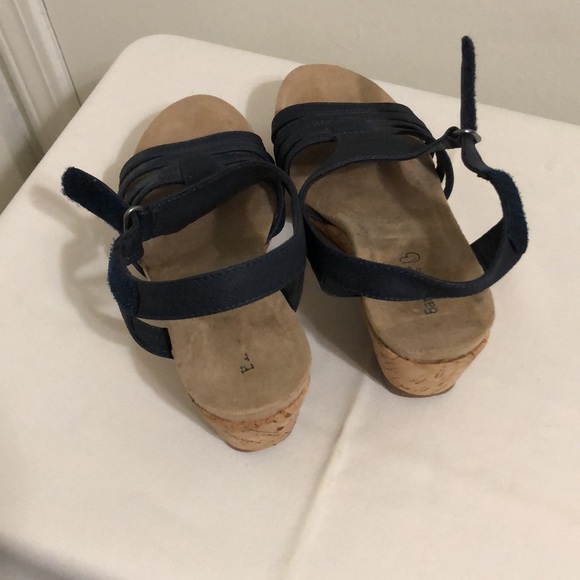 Baretraps Sandals size 6 - Picture 2 of 6